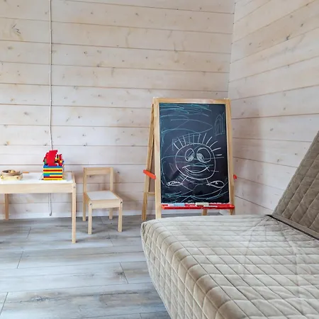 אכסניה Nadmorska Perelka *